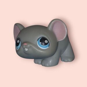 Authentic  Littlest Pet Shop #104